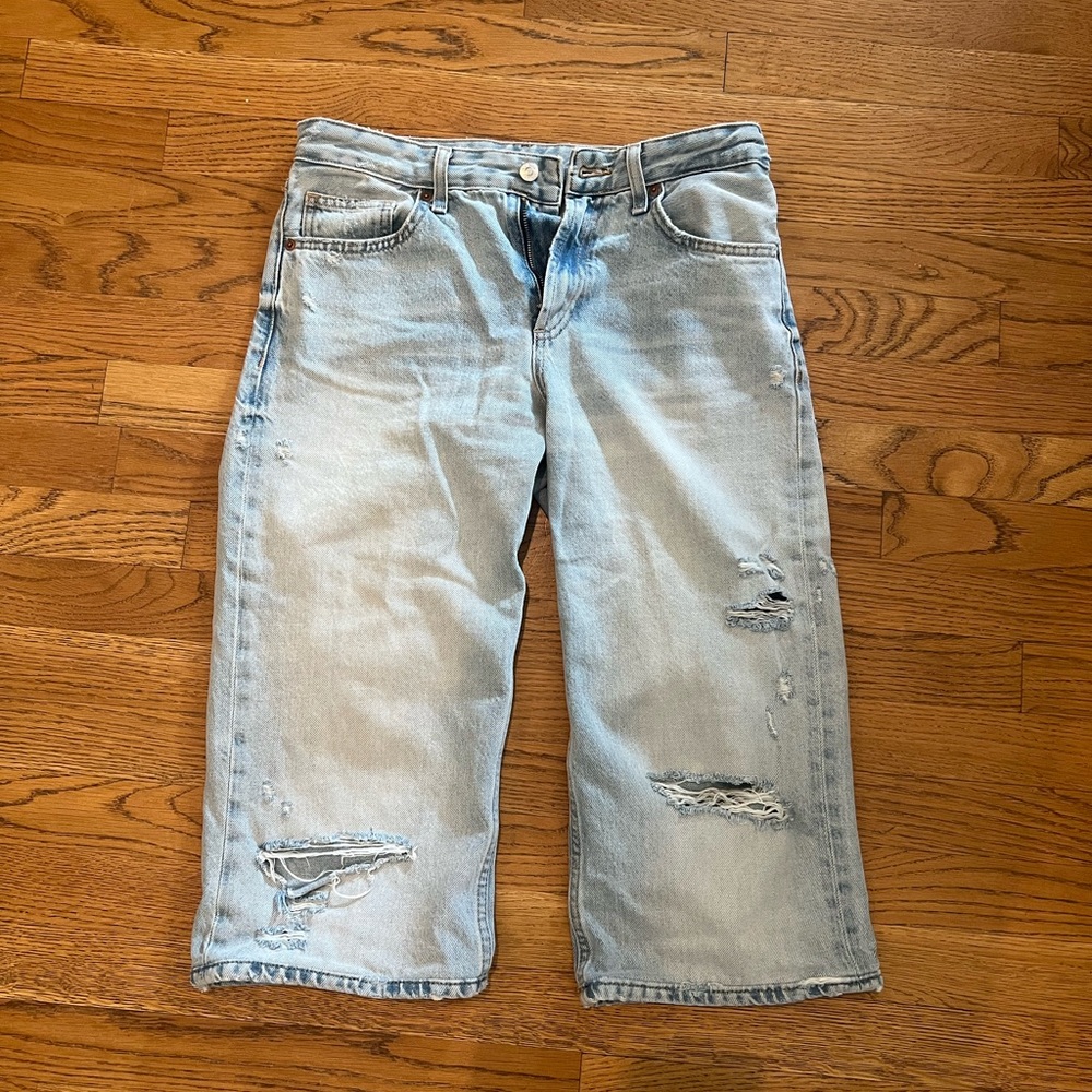 Light Blue Distressed Crop Jeans